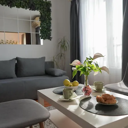 Victoria Avenue Apartament *